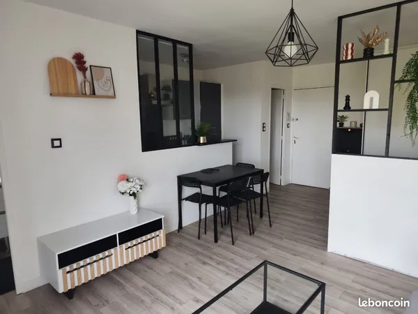 Studio lumineux refait à neuf, calme rue François Perrin - 30mcarré