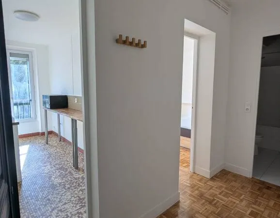 Studio 1 pièce 30 m²