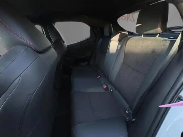 Toyota Yaris hybride 116h gr sport techno — photo 11