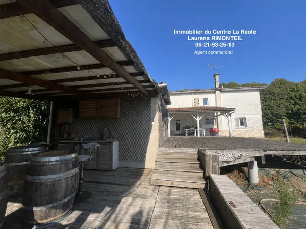 Maison sur 2 niveaux d'environ 146 M2 avec garage, terrasses