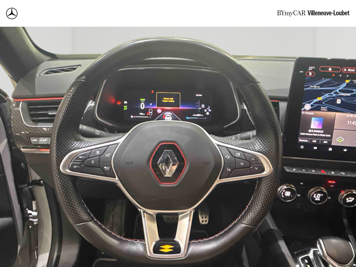 Renault Arkana E-Tech 145 - 21B — photo 10