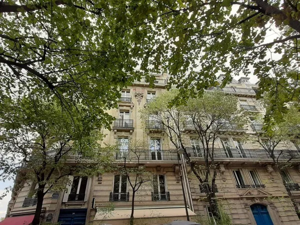 Appartement 6 pièces 184 m²