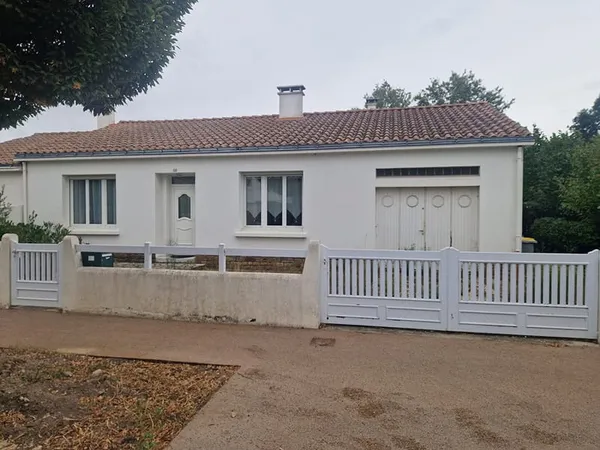 Challans - maison 4 pièces - 79 m² habitable - terrain 405 m²