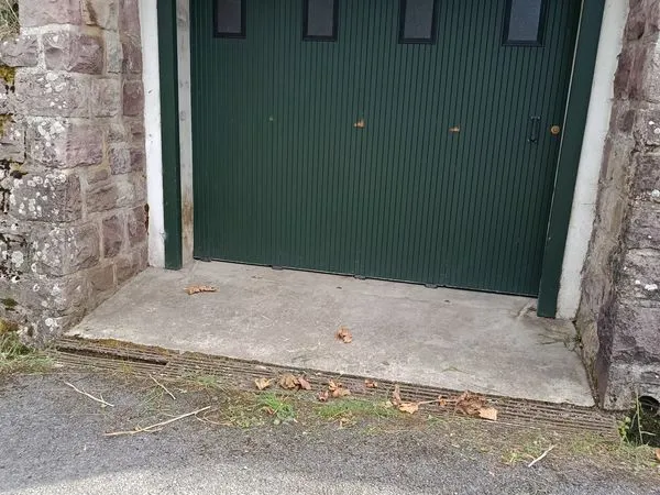 Garage à louer à st jean pied de port