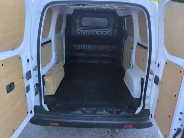 Nissan Nv200 e- 24kwh 109ch business 4p — photo 9