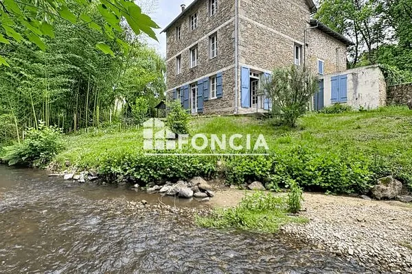 Maison 6 pièces 298 m²