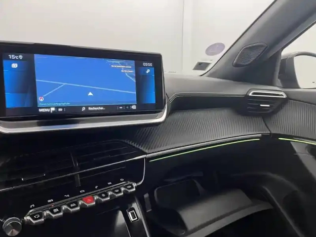 Peugeot 2008 puretech 130 s&amp;s eat8 — photo 92