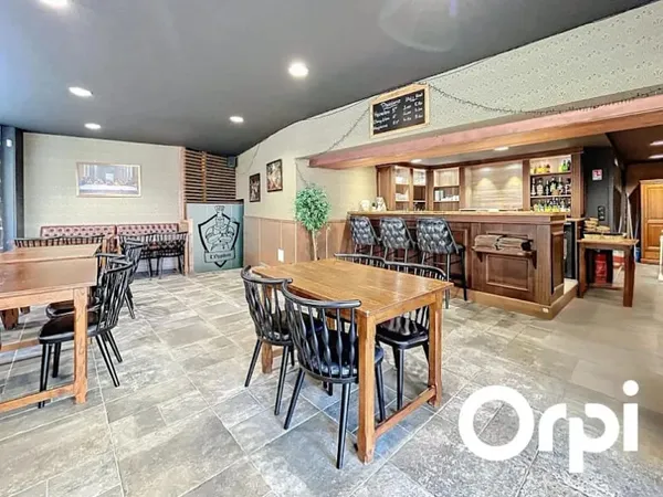 Local 137 m²
