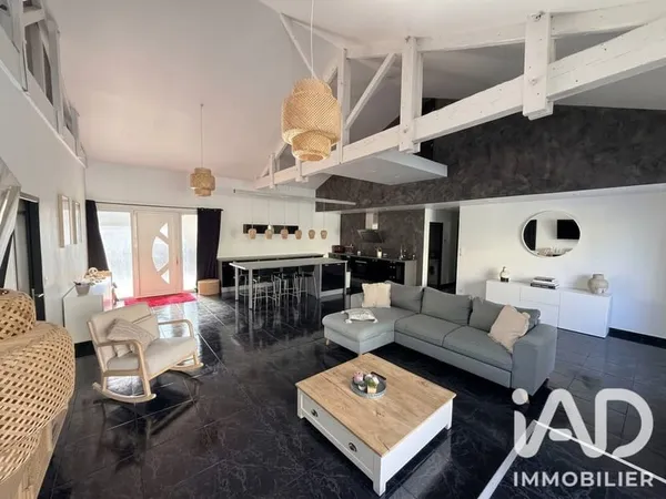 Maison 3 pièces 107 m²