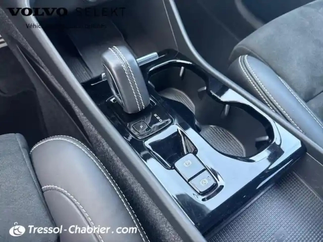 Volvo Xc40 t5 recharge 180+82 ch dct7 r-design — photo 22