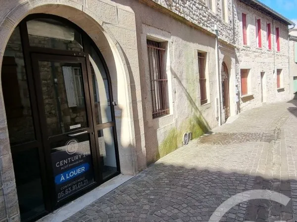Appartement 1 pièce 158 m²