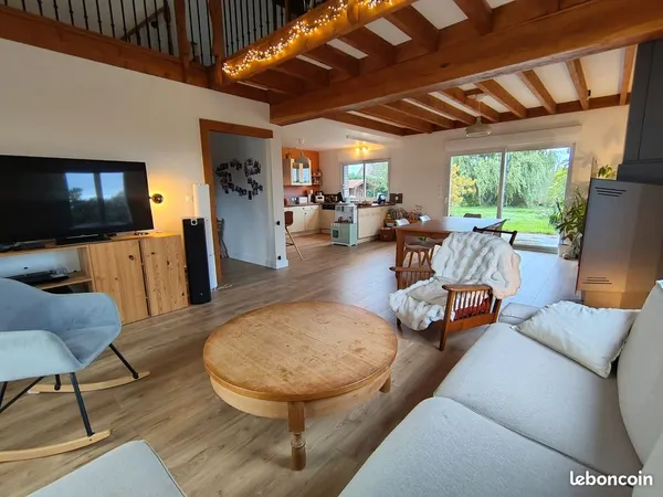Maison familiale 170 m² - 4 chambres - DPE A - grand jardin arboré - Moulle