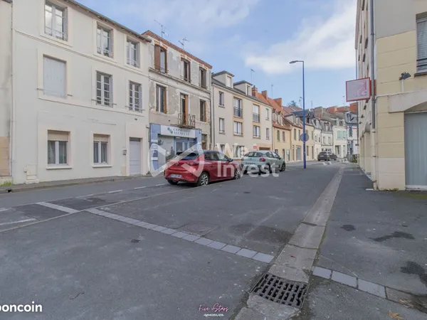 Maison 7 pièces 347 m²