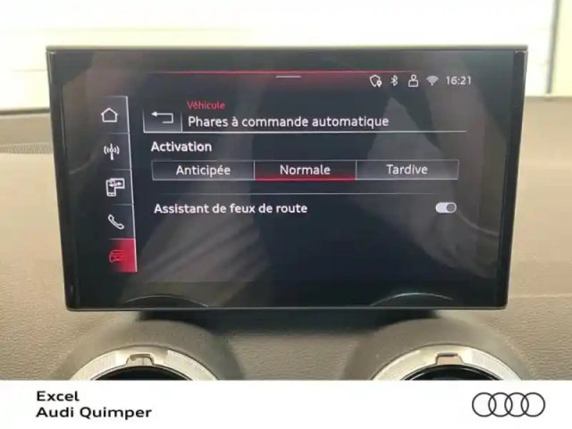 Audi Q2 35 tfsi 150ch s line s tronic 7 — photo 43