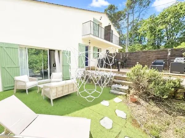 MAISON Meublée jumelée de 77 m2 avec jardin toutes charges incluses