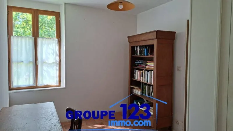Photo 6