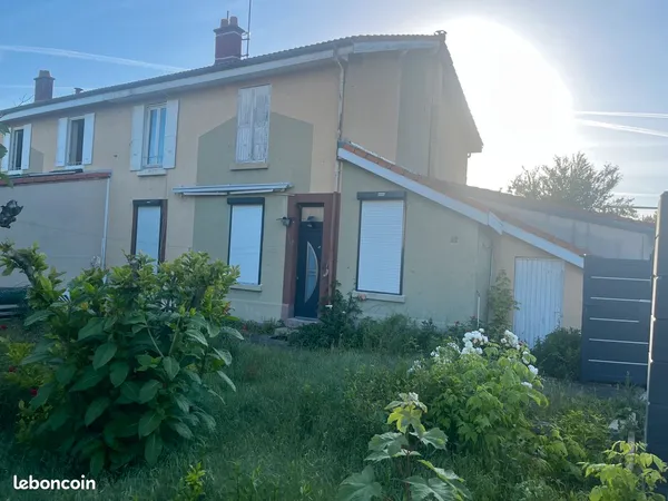 Ancienne Maison Michelin 63100