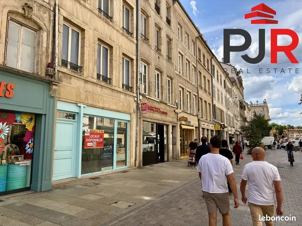 Local 318 m² Nancy