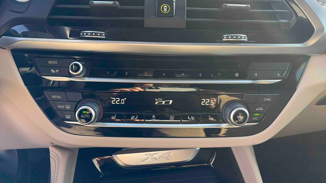 BMW X4 xDrive30d 286 ch BVA8 — photo 21