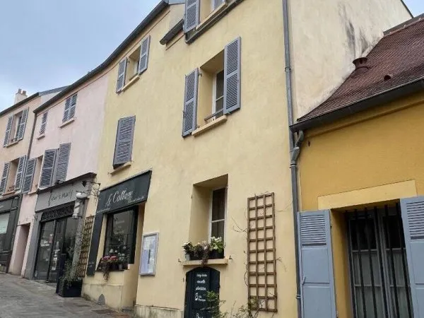 Commerce 60 m²
