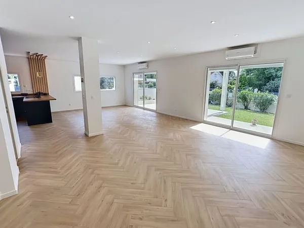 Maison 6 pièces 202 m²
