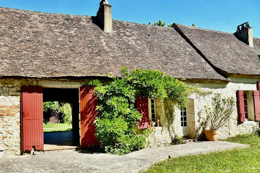 Maison 11 pièces 300 m²