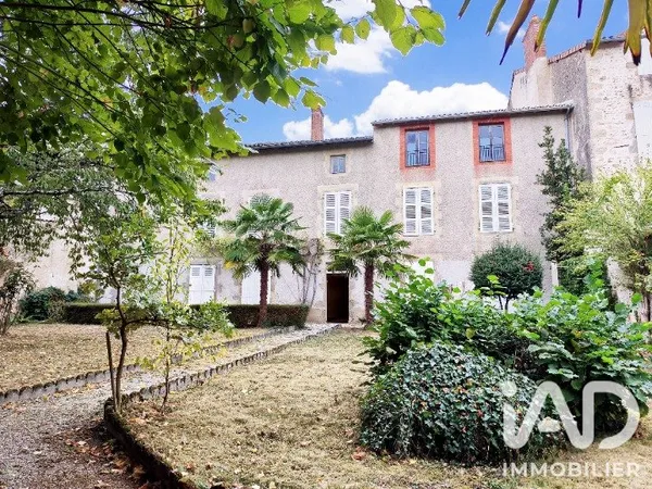 Maison 7 pièces 291 m²