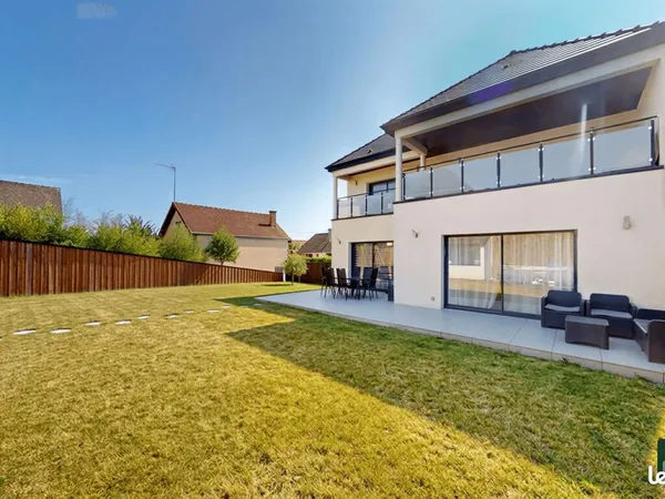 Villa 6 pièces 145 m²