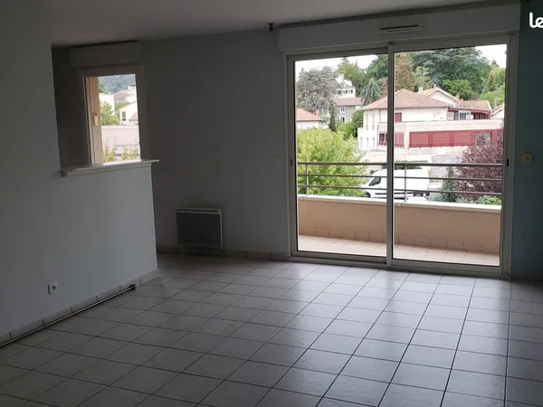 Location appartement T3 centre de Brioude