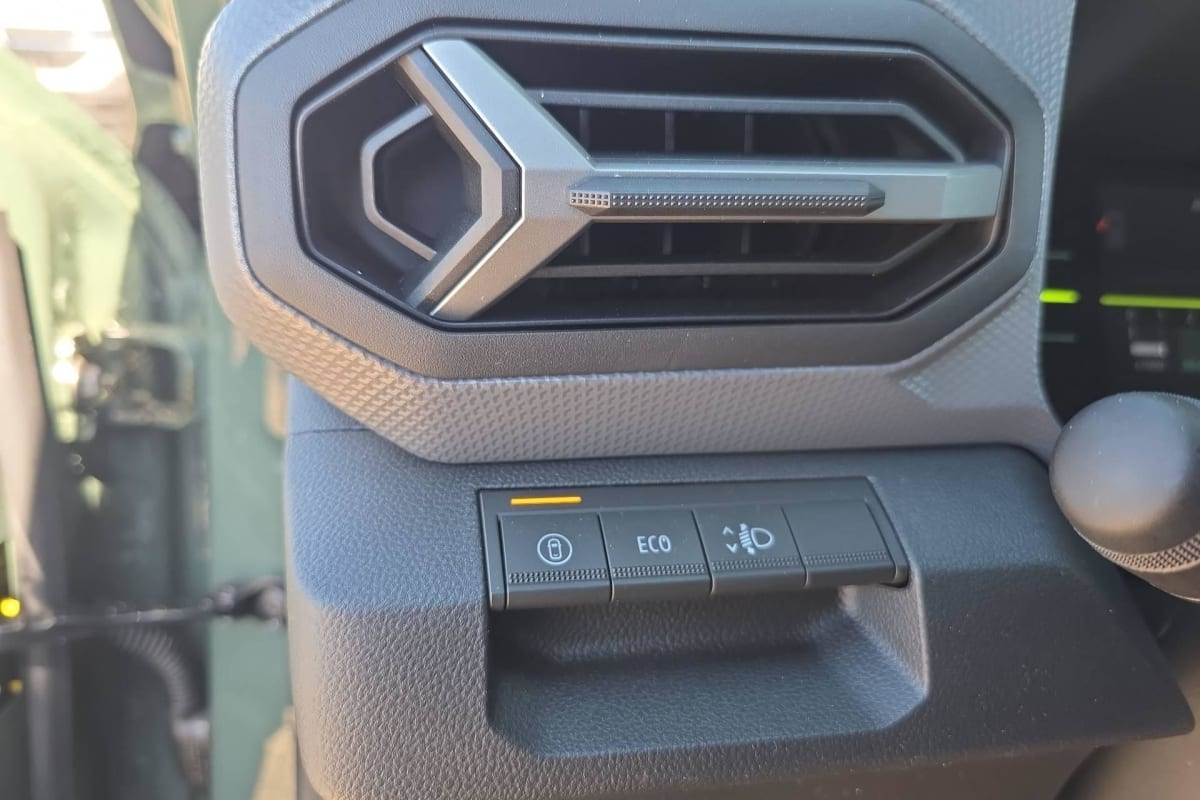 Dacia Duster — photo 21