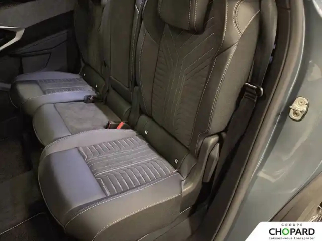 Peugeot 5008 hybrid 145 e-dcs6 — photo 9