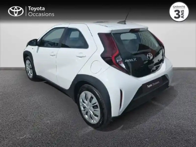 Toyota Aygo X 1.0 vvt-i 72ch dynamic my24 — photo 2