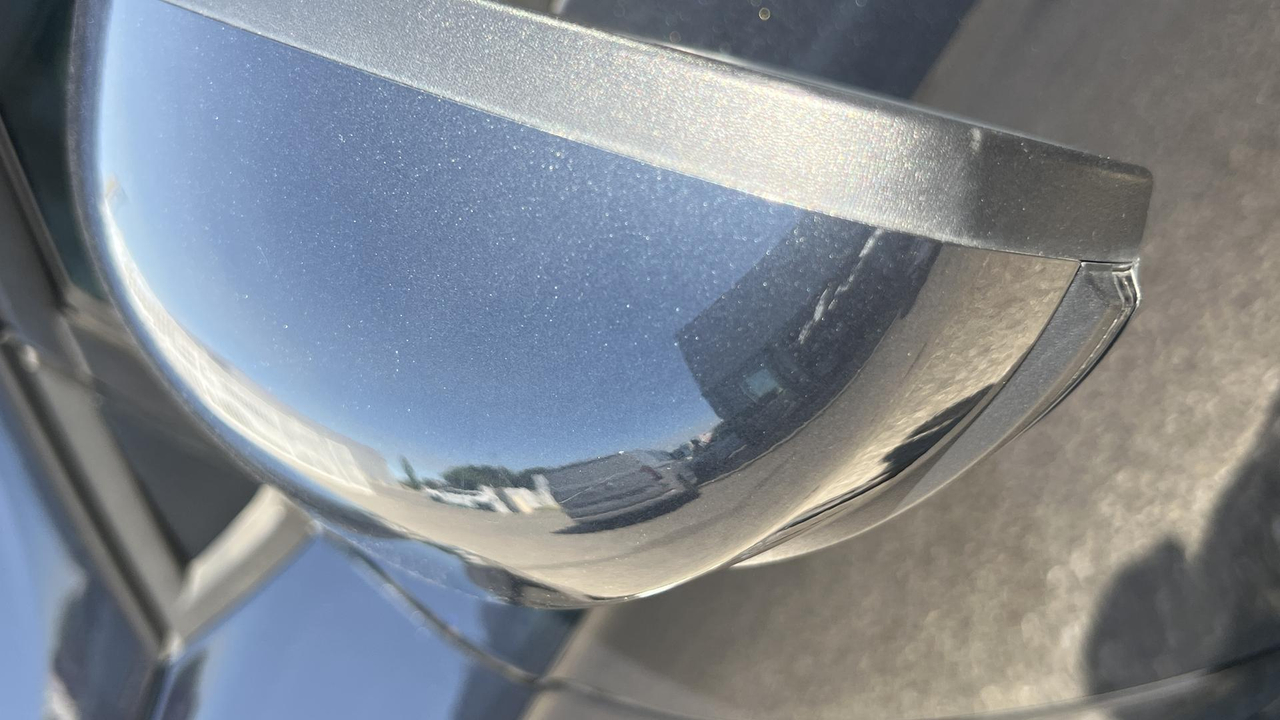 Renault Clio TCe 100 — photo 33