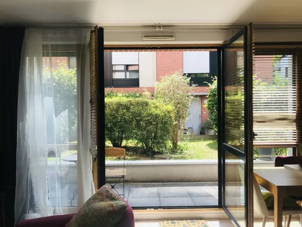 Sous-loue chambre en colocation 65m² Mairie de Montreuil