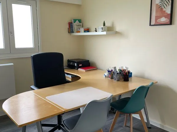 Bureau paramédical à partager - Hem - Disponible jeu./ven./sam