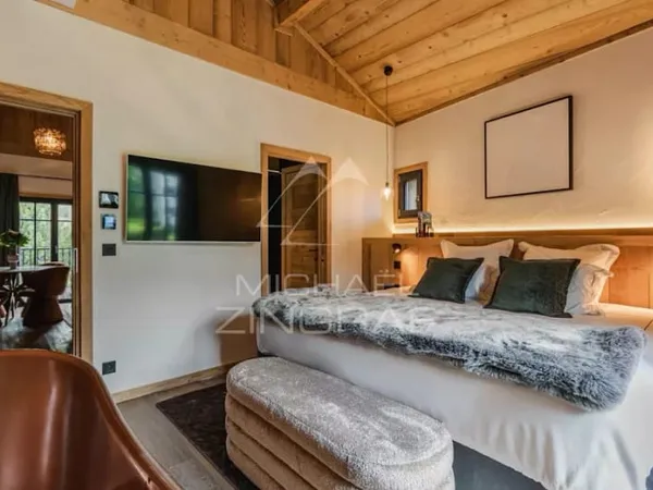 Hôtel 20 pièces 800 m²