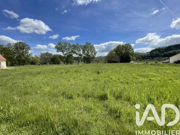 Terrain 1777 m²