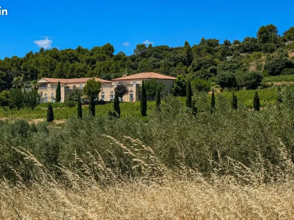 Propriété viticole 15 pièces 1 100 m²