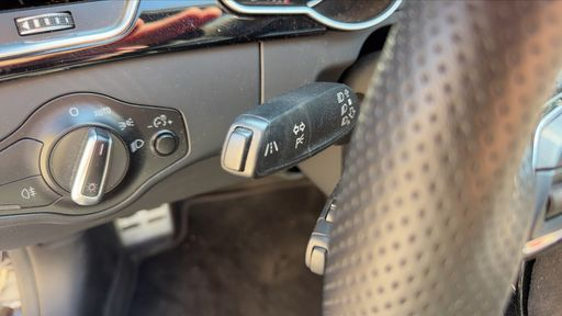 Audi RS5 4.2 FSI 450 Quattro S-Tronic 7 - RS – 2015 – 118144 km – Essence – Boîte Automatique — photo 19