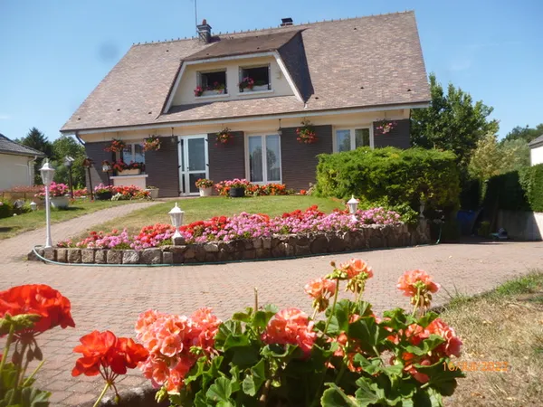 Vends maison familiale climatisée