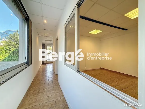 Bureau 52 m²