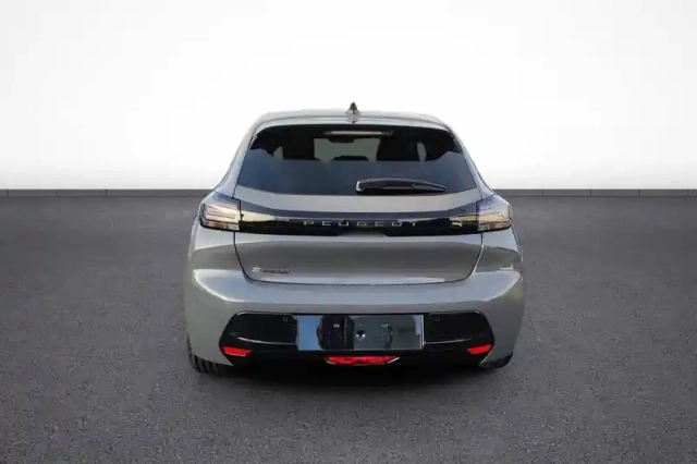 Peugeot 208 electrique 50 kwh 136ch — photo 5