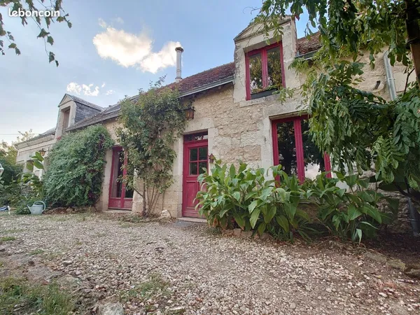 Maison type longère 8 pièces 154m² + garage indépendant 60m²