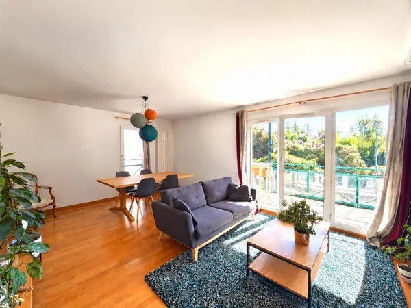 Appartement T4 de 83m², balcon, garage et cave
