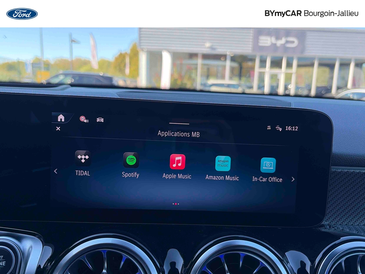 Mercedes GLB 200 d 8G-DCT — photo 32