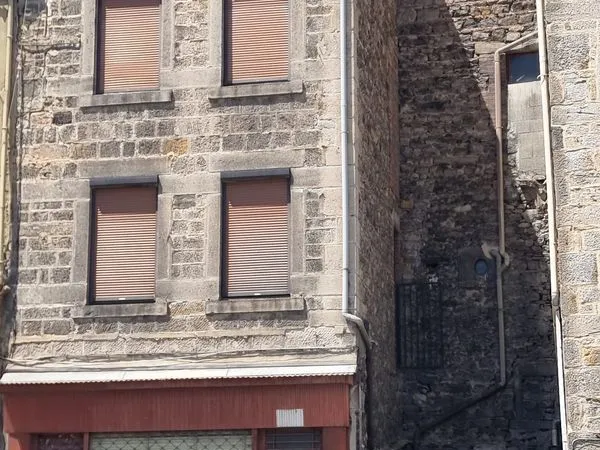 Maison 4 pièces 151 m²