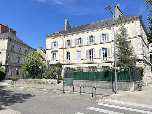 Appartement 4 pièces 94 m²