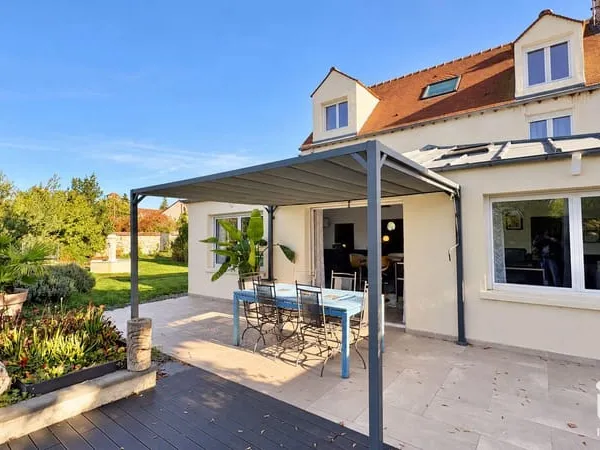 Maison 6 pièces 266 m²