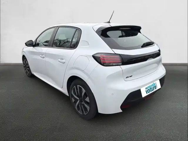 Peugeot 208 puretech 75 s&amp;s bvm5 — photo 7