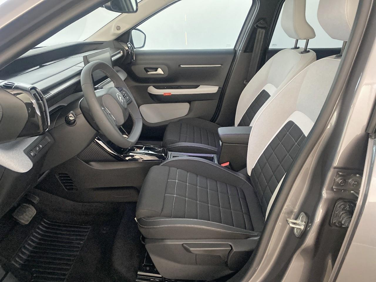 Citroën C3 hybride 110 ch automatique max — photo 9
